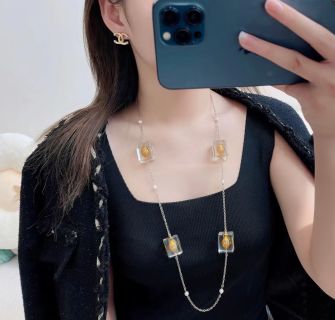 CHANEL Alinae Amber Frame Long Pendant Necklace